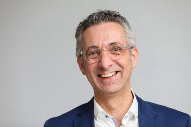 Dr. Andreas Kratel